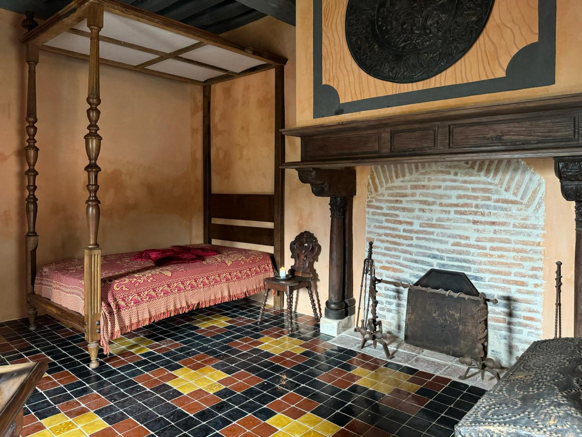 Chateau De Champrenault, Voyagez Dans Le Temps Buitenkant foto
